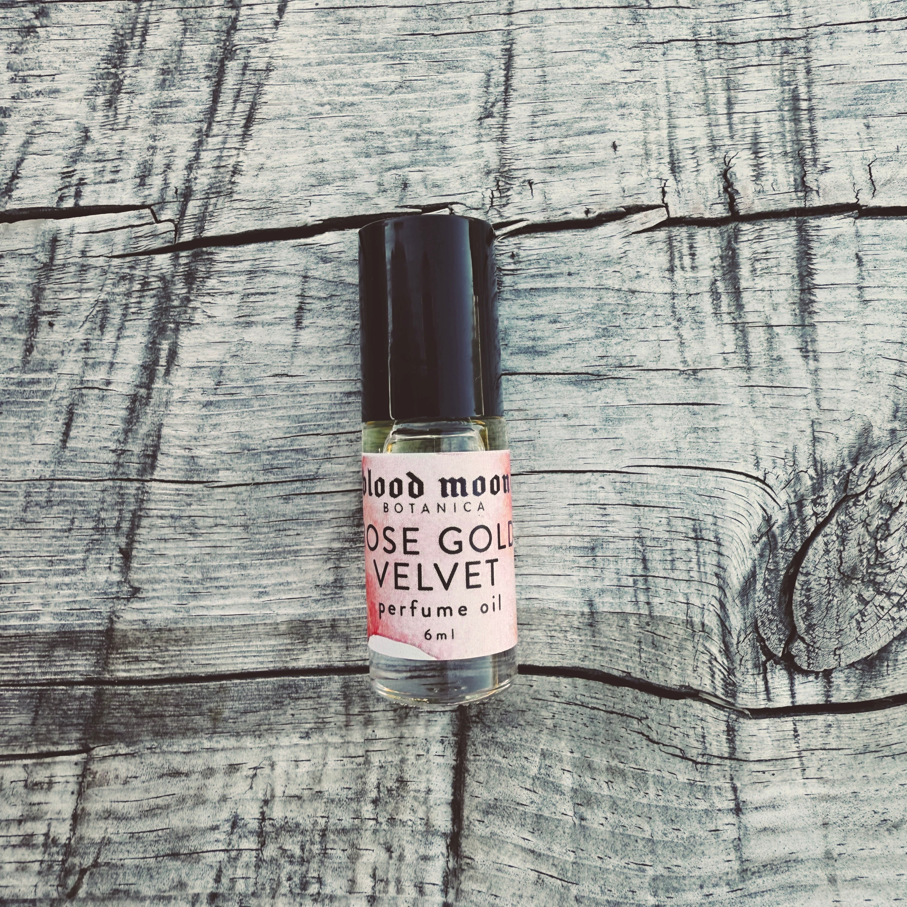 Rose Gold Velvet Perfume Oil - Amber, Dragons Blood, Frankincense